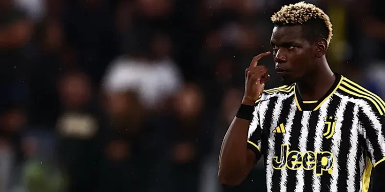 ميرتينز هداف نابولي التاريخي يعتزل كرة القدم