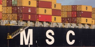 اتحاد الغرف التجارية العربية: الحرب تهدد سلاسل الإمداد العالمية في منطقة تجارية حيوية