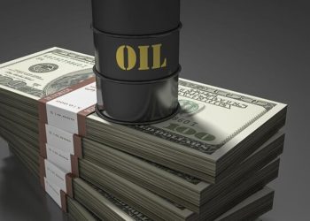 نوفاك: لا عجز في سوق النفط العالمي رغم توترات الشرق الأوسط